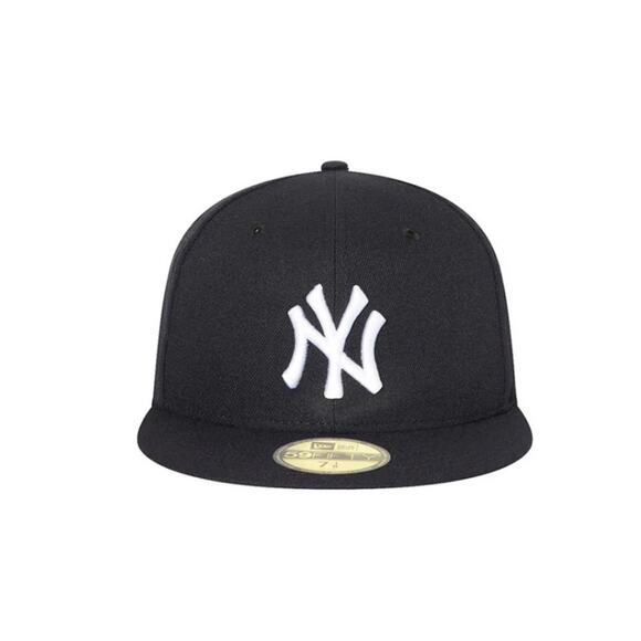 New Era New York Yankees On Field Game Navy 59FIFTY Fitted Cap Size 7 3/8 - Picture 1 of 10